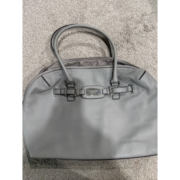 Michael Kors Handbags - Michael Kors Hamilton Weekender bag 22 1/2" by 13"